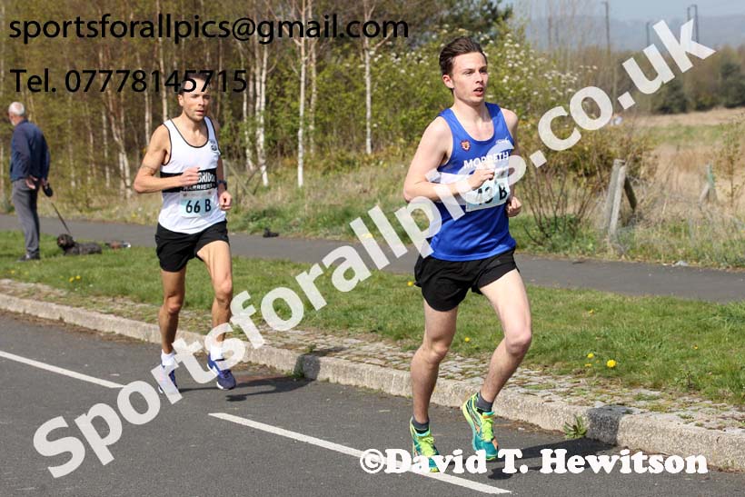 Senior mens 2019 Elswick Harirers Good Friday Road Relay, Newburn, Newcastle. Photo:  David T. Hewitson/Sports for All Pics